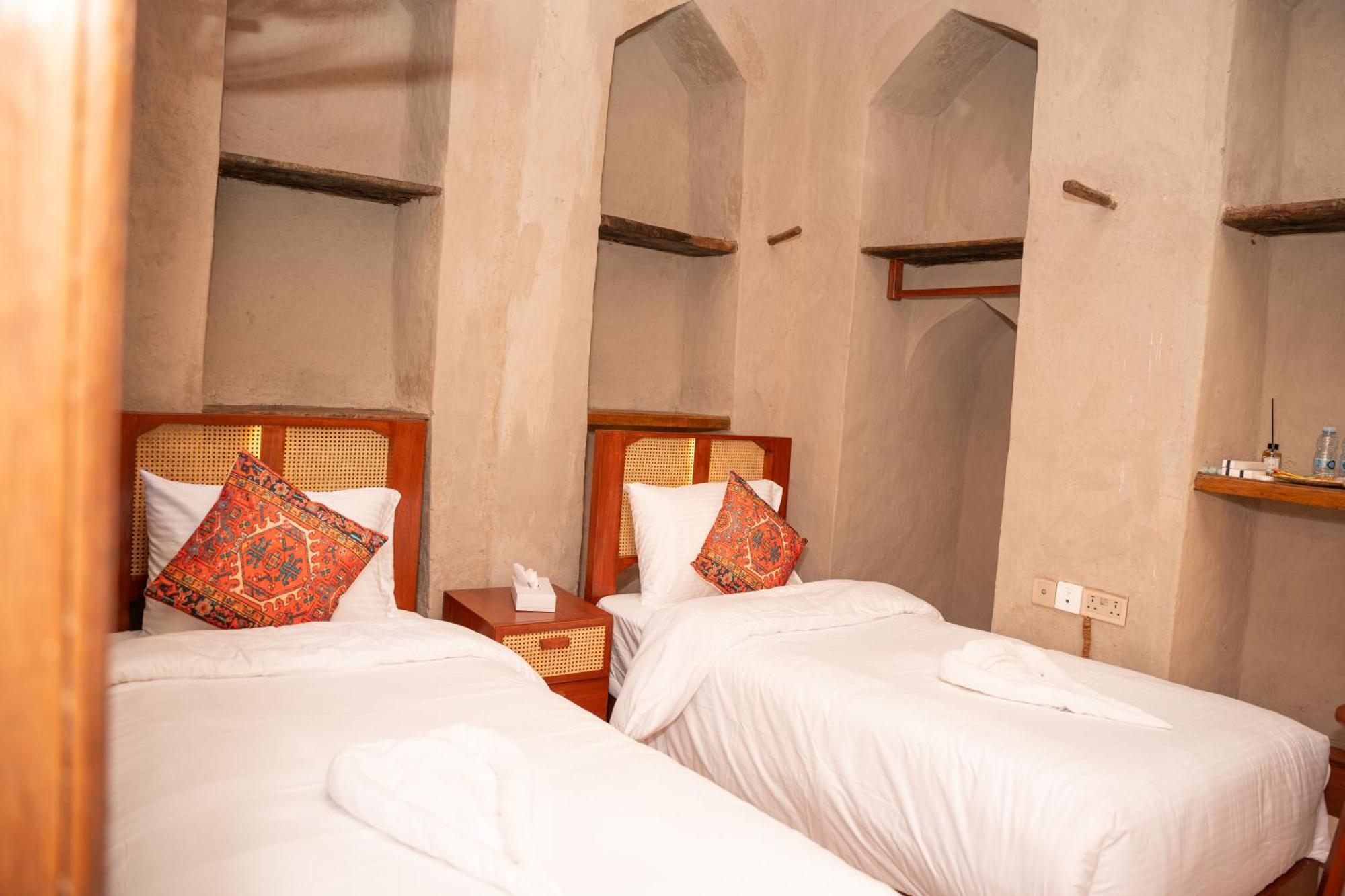 Nomad Inn Nizwa Exterior photo